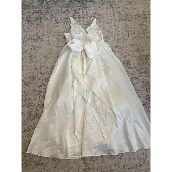 Lulu's Elegant White Wedding Dress - Picture 11 of 13